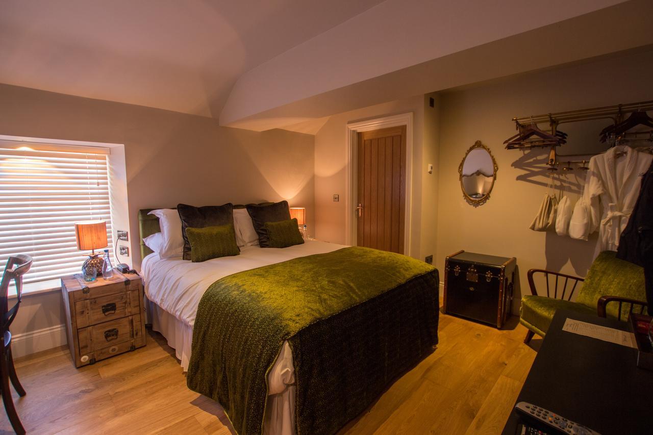 The Peacock At Barlow 4* Chesterfield